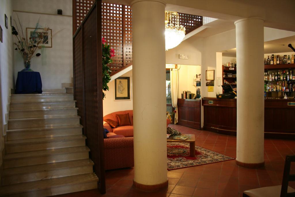 Hotel 5 Terre Nel Sole Deiva Marina Bagian luar foto