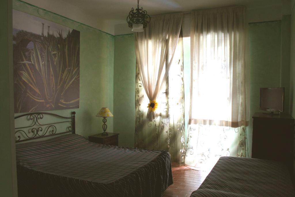 Hotel 5 Terre Nel Sole Deiva Marina Ruang foto